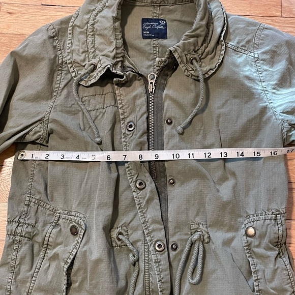 Distressed Olive Green AE Utility Jacket Women’s M - Picture 4 of 8